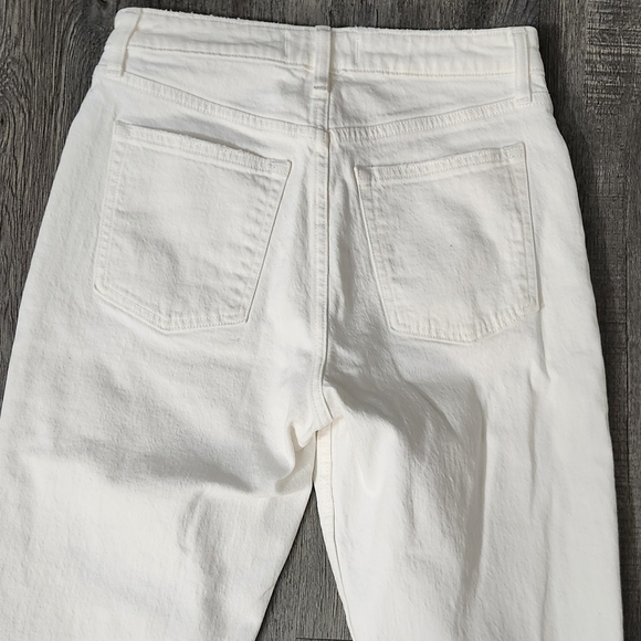 Abercrombie and Fitch The Mom High Rise Jeans Curve love - Picture 7 of 10